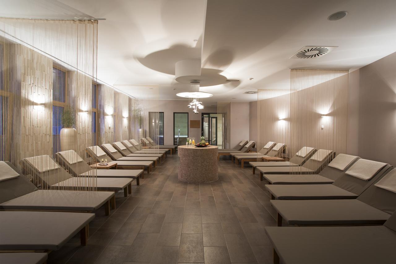 Wellness Hotel Montis Mozirje Bagian luar foto